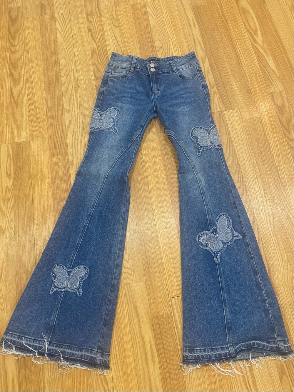 Butterfly 🦋 Jeans size small 2-4 NWOT